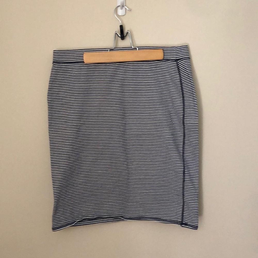Blue and white striped stretchy pencil skirt